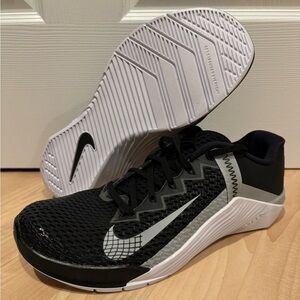 Mens Nike Size 10 Metcon 6 Workout Shoes